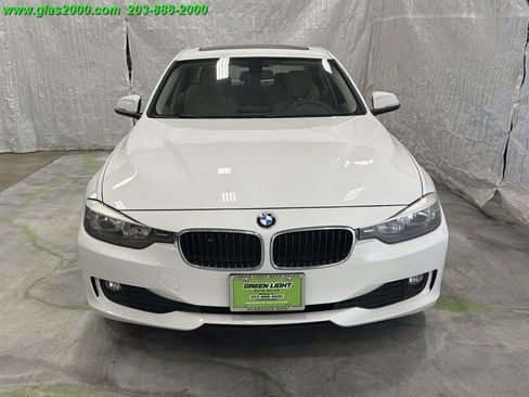 Used 2014 BMW 320i xDrive Sedan AWD/4WD image 19