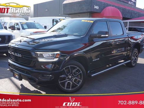 Used 2019 RAM 1500 Laramie AWD/4WD image 1