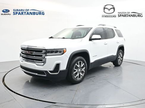 Used 2023 GMC Acadia SLE w/ Driver Convenience Package FWD image 3