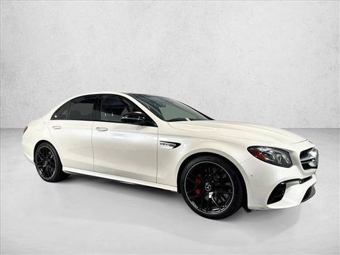 Used 2020 Mercedes-Benz E 63 AMG S image 3