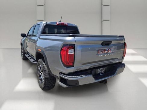 Used 2023 GMC Canyon AT4 w/ AT4 Premium Package AWD/4WD image 5