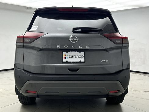 Used 2023 Nissan Rogue S AWD/4WD image 4