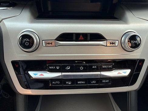 Certified 2023 Ford Explorer XLT AWD/4WD image 24