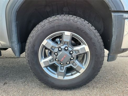 Used 2026 GMC Sierra 2500 SLT w/ SLT Convenience Package AWD/4WD image 7