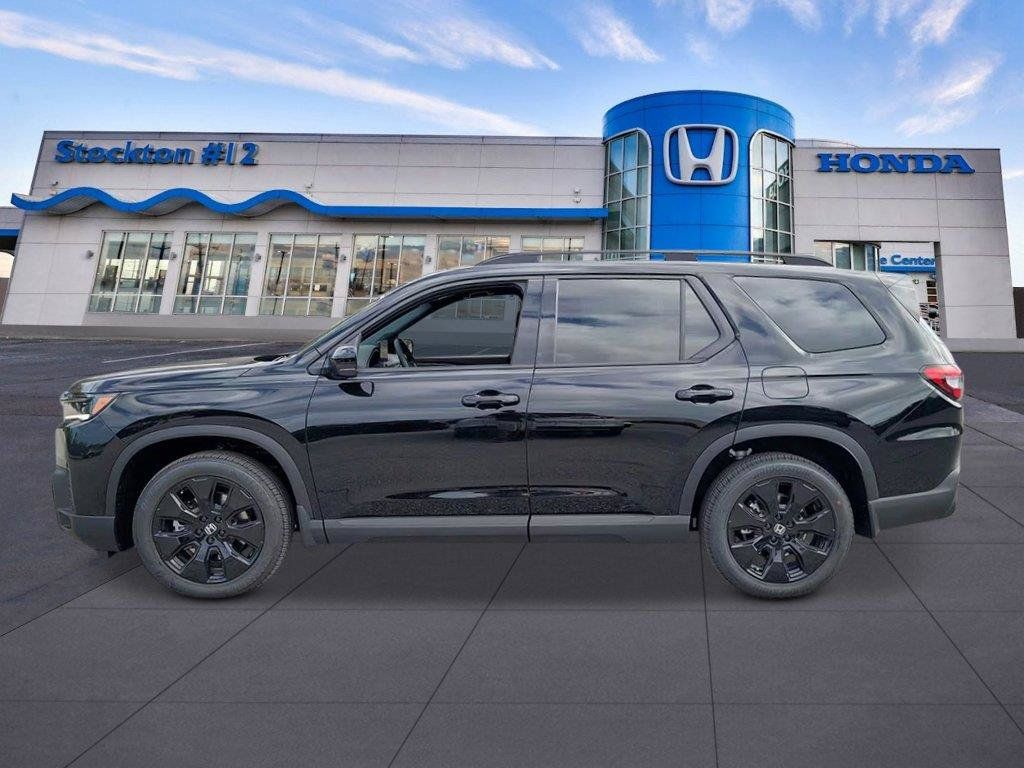 New 2026 Honda Pilot Black Edition image 2