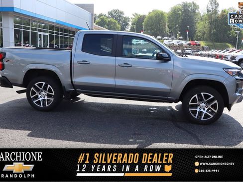 Used 2023 Chevrolet Colorado Z71 w/ Z71 Convenience Package 2 AWD/4WD image 1