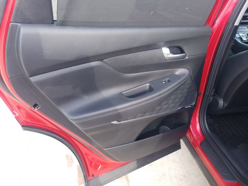 Used 2023 Hyundai Santa Fe SEL w/ Premium Package image 11