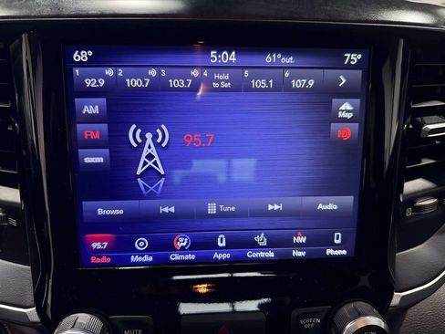 Used 2019 RAM 1500 Big Horn AWD/4WD image 28