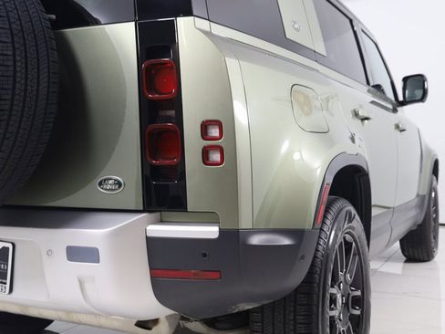 Used 2023 Land Rover Defender 110 S image 59