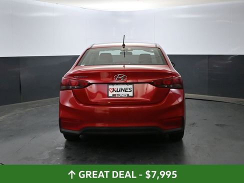 Used 2021 Hyundai Accent SE FWD image 11