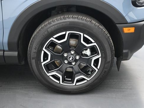 Used 2025 Ford Bronco Sport Outer Banks w/ Outer Banks Tech Package+ AWD/4WD image 25