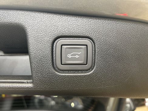 New 2024 Chevrolet Blazer EV LT image 11