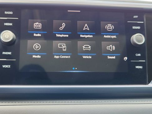 Certified 2024 Volkswagen Taos SE AWD/4WD image 20