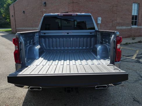 New 2026 Chevrolet Silverado 1500 LT w/ Z71 Off-Road Package AWD/4WD image 7