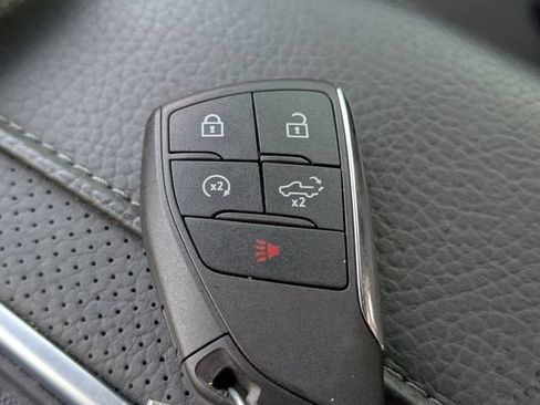 Used 2022 GMC Sierra 1500 Denali AWD/4WD image 32