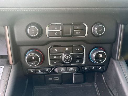 Used 2023 Chevrolet Tahoe High Country image 19