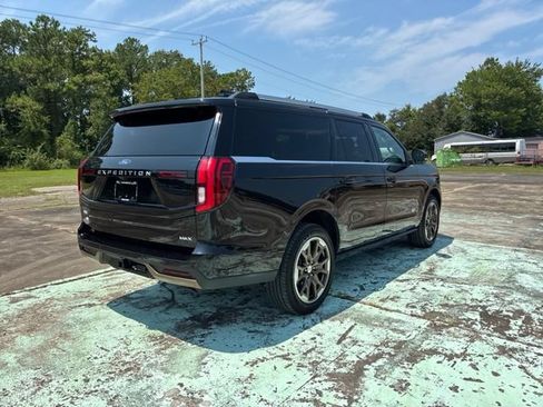 Used 2025 Ford Expedition Max King Ranch AWD/4WD image 3