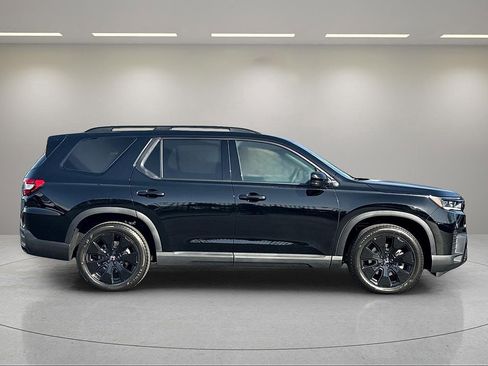 New 2026 Honda Pilot Black Edition image 6