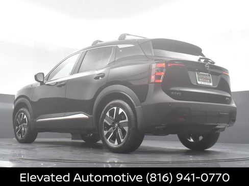 Certified 2026 Nissan Kicks SV w/ SV Premium Package AWD/4WD image 26