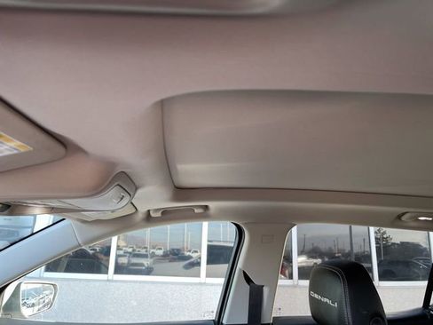 Used 2024 GMC Terrain Denali w/ Denali Premium Package image 12