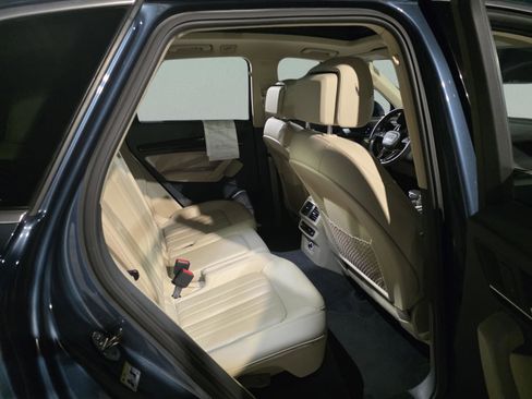 Used 2018 Audi Q5 Prestige w/ Prestige Package image 25