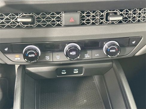 Used 2025 Honda Accord SE image 14
