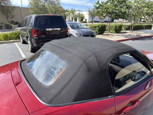 Used 2016 MAZDA MX-5 Miata Grand Touring RWD image 28