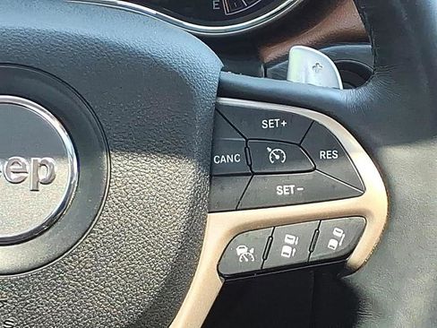 Used 2015 Jeep Grand Cherokee Summit w/ Platinum Series Group AWD/4WD image 26