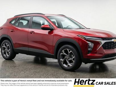 Used 2025 Chevrolet Trax LT