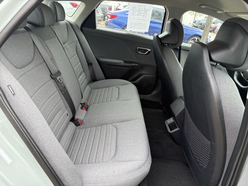 Used 2025 Kia K4 EX FWD image 16