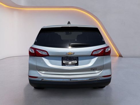 Used 2020 Chevrolet Equinox LT FWD image 4