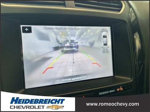 Used 2019 Ford Explorer XLT w/ Equipment Group 202A AWD/4WD image 22