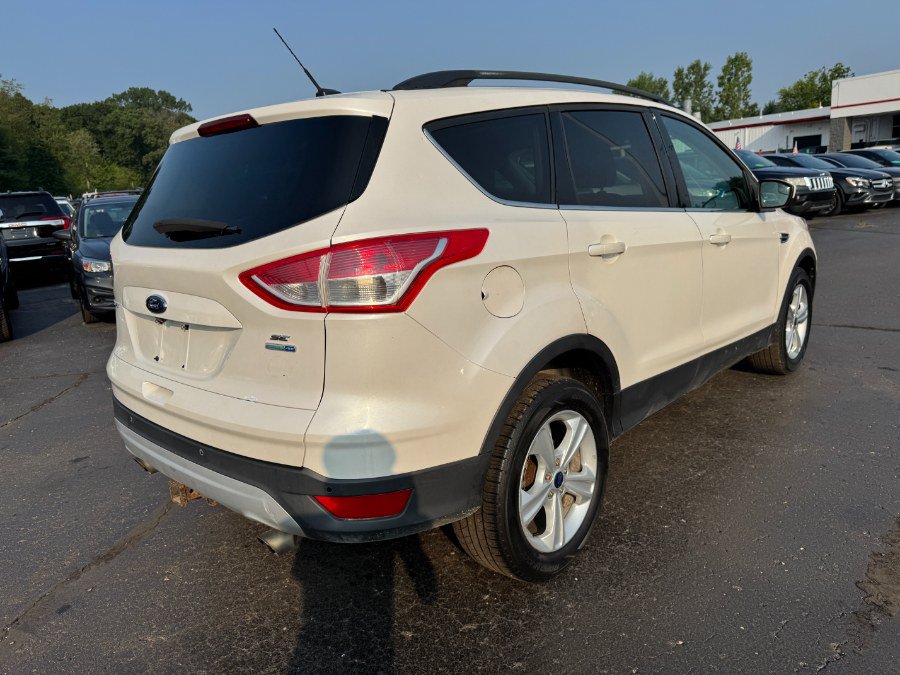 Used 2014 Ford Escape SE w/ Equipment Group 201A AWD/4WD image 5