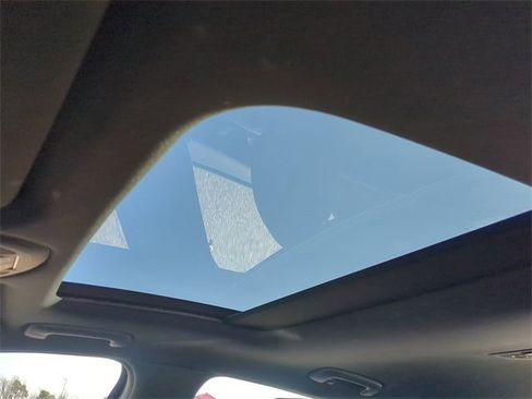 Used 2023 Genesis G70 2.0T w/ Sport Prestige Package image 17