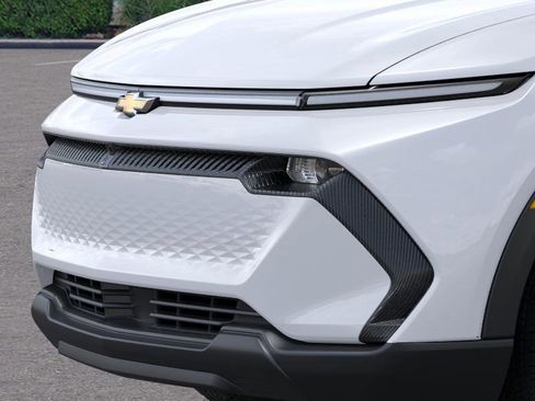 New 2026 Chevrolet Equinox EV LT image 13