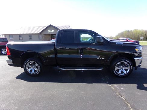 Used 2025 RAM 1500 Big Horn AWD/4WD image 6