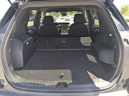 Used 2025 GMC Terrain Elevation AWD/4WD image 16