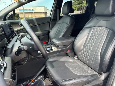 Used 2025 Kia Sportage X-Line AWD/4WD image 12