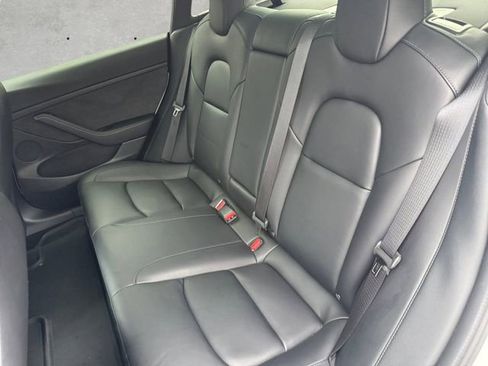 Used 2022 Tesla Model 3 Long Range image 22