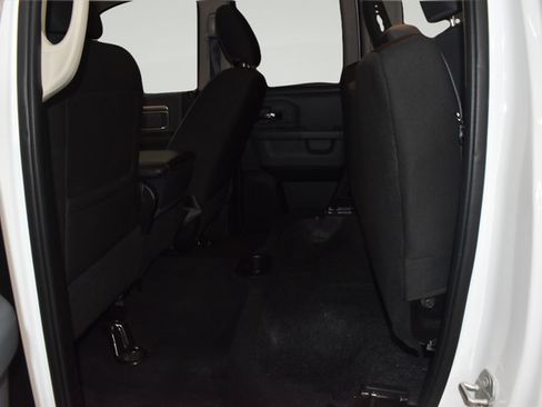 Certified 2024 RAM 1500 Classic SLT AWD/4WD image 24