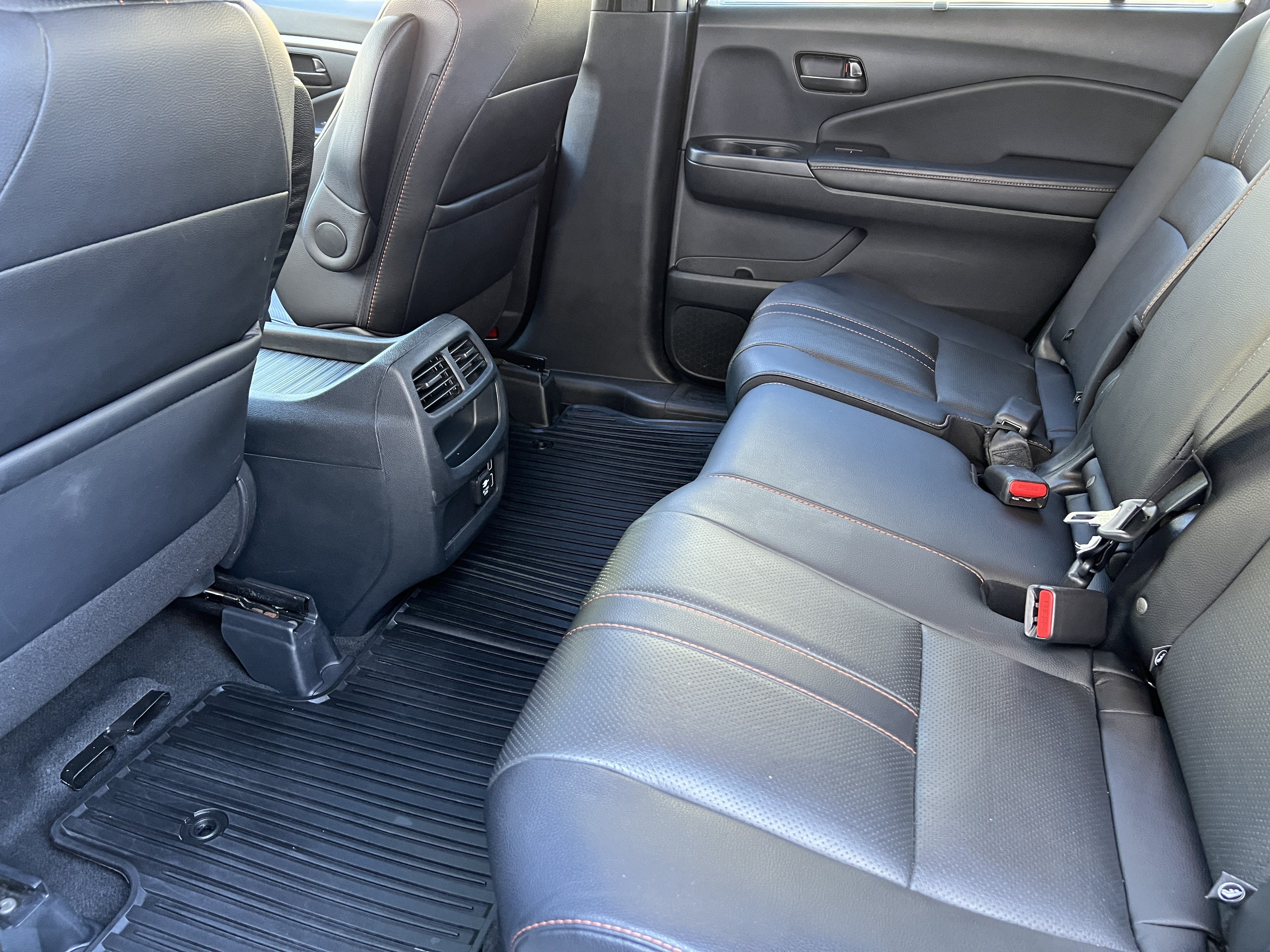 Used 2022 Honda Passport TrailSport image 17