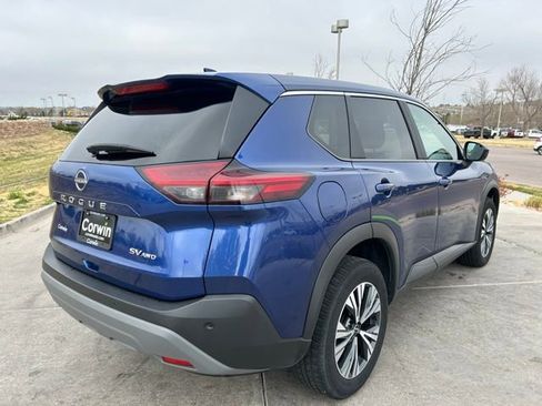 Used 2023 Nissan Rogue SV image 8