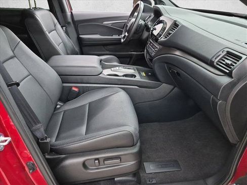 Used 2025 Honda Passport EX-L image 21