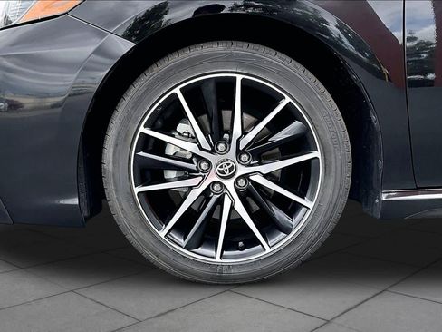 Used 2024 Honda Accord Touring image 10