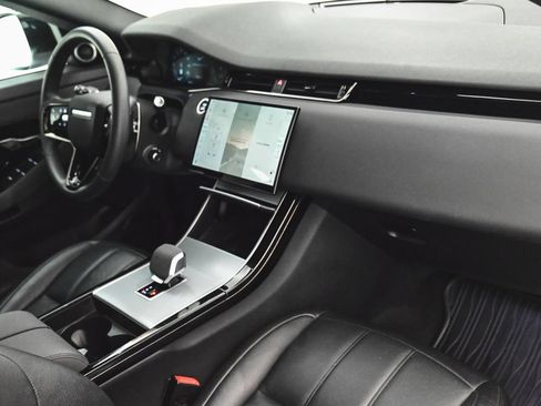 Used 2024 Land Rover Range Rover Evoque S AWD/4WD image 37