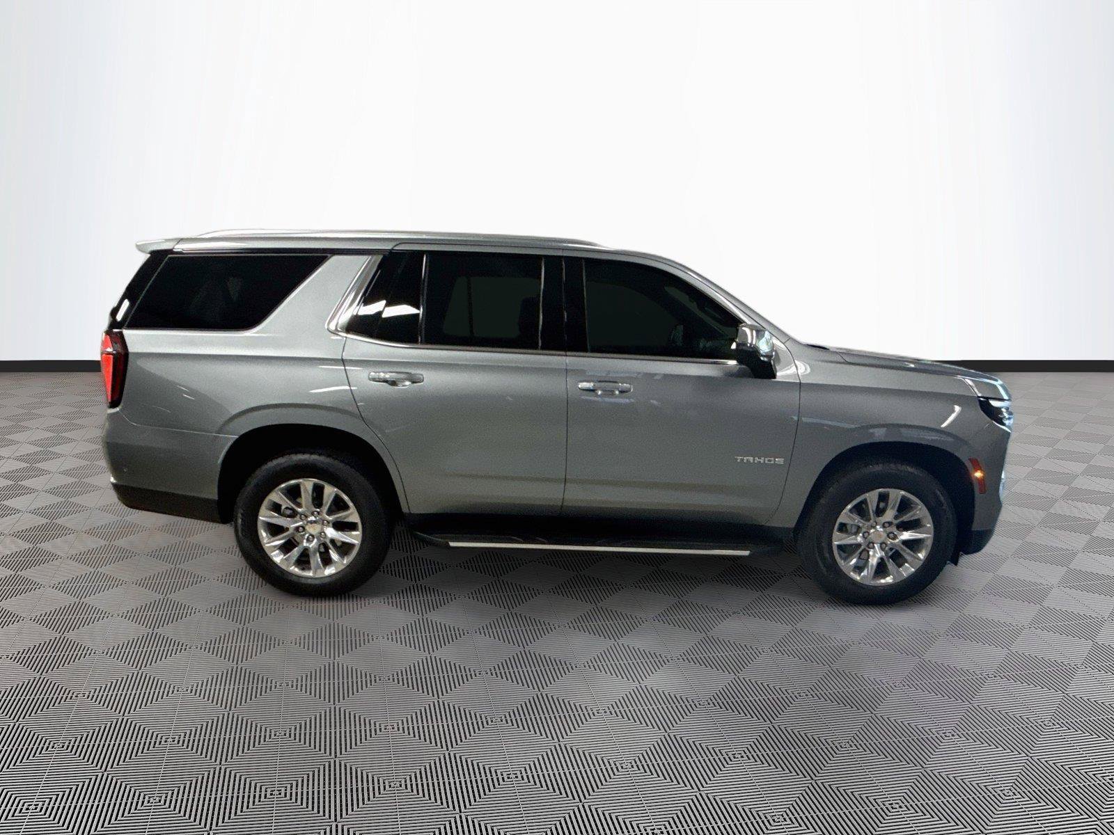 Used 2026 Chevrolet Tahoe Premier w/ Sun And Tow Package AWD/4WD image 8