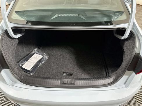 Certified 2025 Volkswagen Jetta Sport FWD image 25