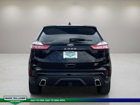 Used 2022 Ford Edge ST w/ Equipment Group 401A image 6