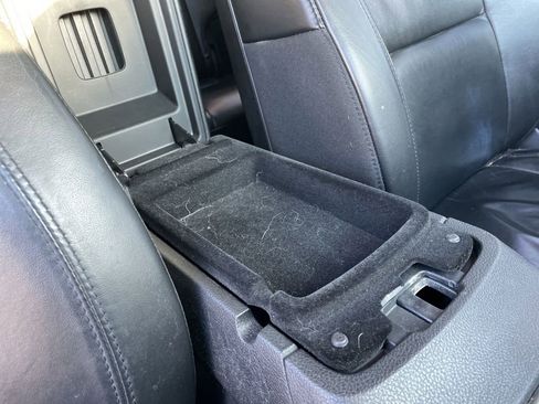 Used 2018 Jeep Grand Cherokee Limited image 39