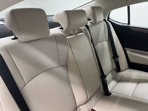 Certified 2024 Lexus ES 300h w/ Premium Package FWD image 13